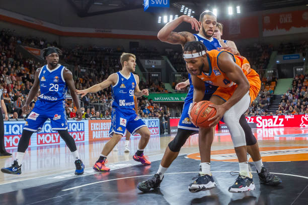 主场球迷们 主场球迷们